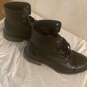 Leather Black Lace-Up Ankle Boots